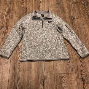 Girls Patagonia better sweater 1/4 zip jacket. Girls size Medium (10).